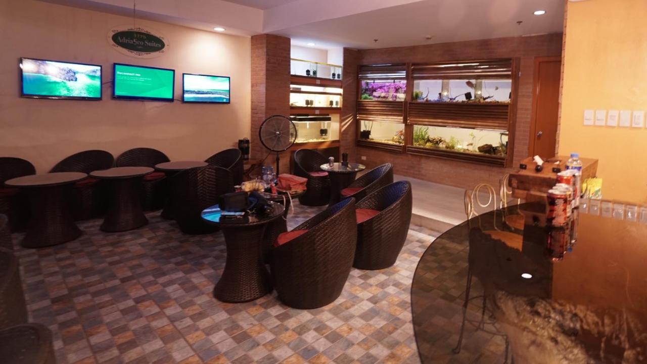 1775 Adriatico Suites Манила Экстерьер фото